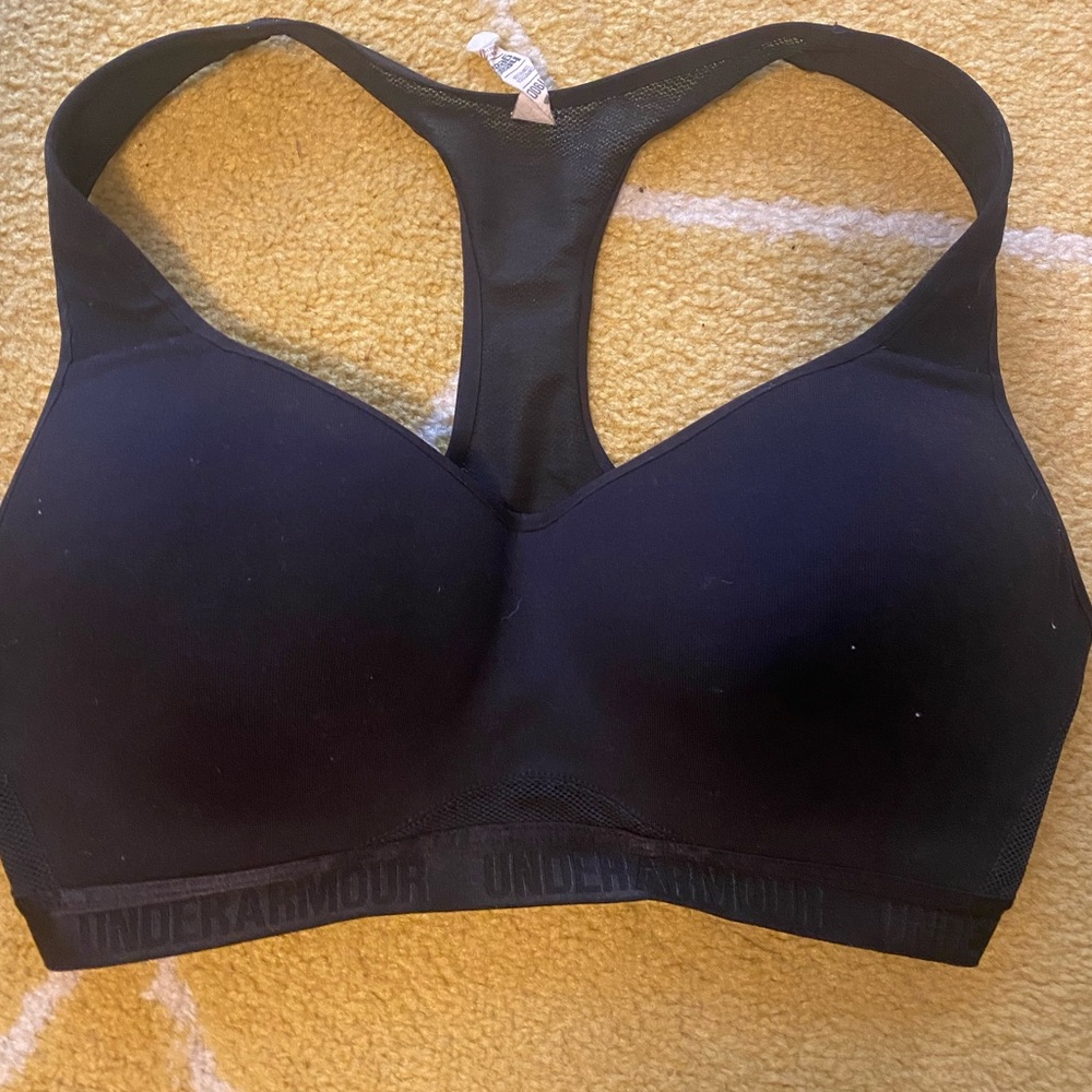 Under Armor Cupped Sports Bra